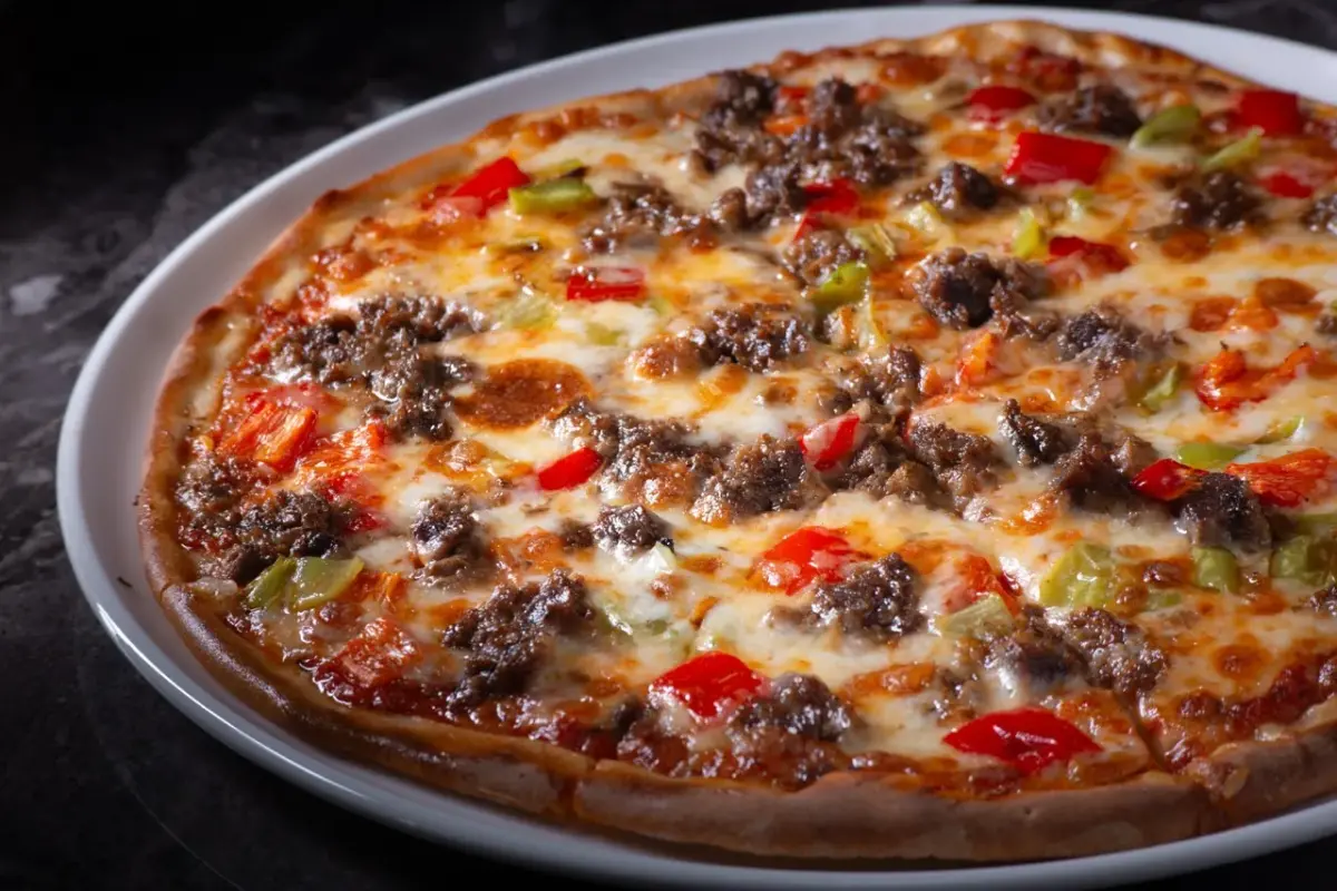 Kavurmalı Pizza